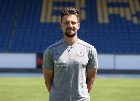 Athletics and rehab coach Janning Michels Eintracht Braunschweig 3 league, portrait date 2021 2022