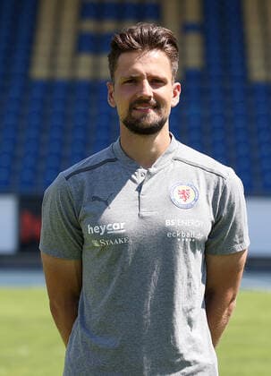 Athletics and rehab coach Janning Michels Eintracht Braunschweig 3 league, portrait date 2021 2022