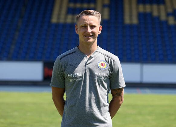 Videoanalyst Marcel Goslar Eintracht Braunschweig 3 Liga, Portraettermin 2021 2022