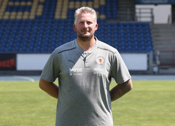 Physiotherapist Florian Horn Eintracht Braunschweig 3 league, portrait date 2021 2022