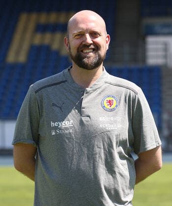Chiropractor Dr Alexander Ruhe Eintracht Braunschweig 3 league, portrait date 2021 2022