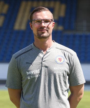 Team doctor Florian Brand Eintracht Braunschweig 3 Liga, portrait date 2021 2022
