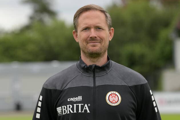 15 07 2021, xjhx, football 3 league, SV Wehen Wiesbaden portrait date 2021 2022 emspor, v l athletics coach Sebastian Wagener DFL DFB REGULATES PROHIBIT ANY USE OF PHOTOGRAPHS as IMAGE SEQUENCES and or QUASI VIDEO Wehen