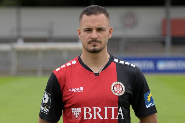 15 07 2021, xjhx, football 3 league, SV Wehen Wiesbaden portrait date 2021 2022 emspor, v l Sebastian Mrowca DFL DFB REGULATES PROHIBIT ANY USE OF PHOTOGRAPHS as IMAGE SEQUENCES and or QUASI VIDEO Wehen