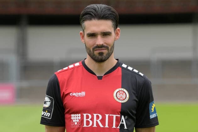 15 07 2021, xjhx, football 3 league, SV Wehen Wiesbaden portrait date 2021 2022 emspor, v l Sascha Mockenhaupt DFL DFB REGULATES PROHIBIT ANY USE OF PHOTOGRAPHS as IMAGE SEQUENCES and or QUASI VIDEO Wehen