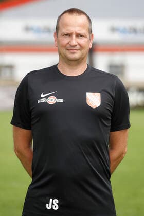 15 07 2021, Wilhelm Langrehr Stadion, Garbsen, 3 Liga, TSV Havelse team photo and portrait appointment, in picture Joachim Stutzer physiotherapist, Havelse TSV Havelse