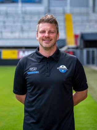Head coach Lukas Kwasniok SC Paderborn 07 2 BL, portrait date 2021 2022 Copyright: xDavidxInderliedx