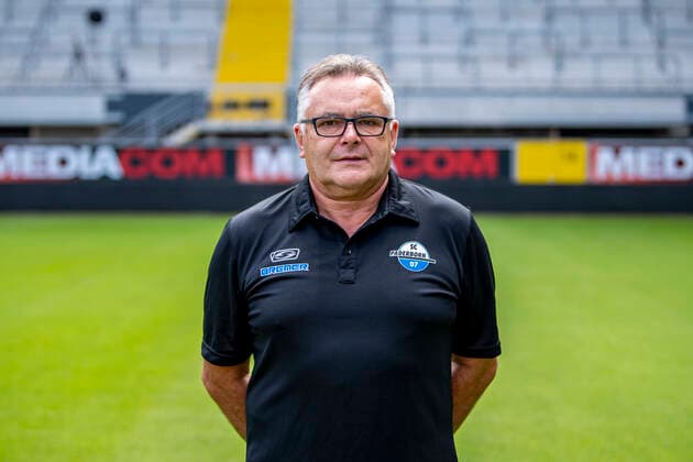 Supervisor Michael Heppner SC Paderborn 07 2 BL, portrait date 2021 2022 Copyright: xDavidxInderliedx