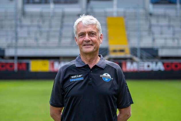 Team doctor Dr Hans Walter Hemmen SC Paderborn 07 2 BL, portrait date 2021 2022 Copyright: xDavidxInderliedx