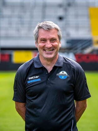 Team doctor Dr Matthias Porsch SC Paderborn 07 2 BL, portrait date 2021 2022 Copyright: xDavidxInderliedx