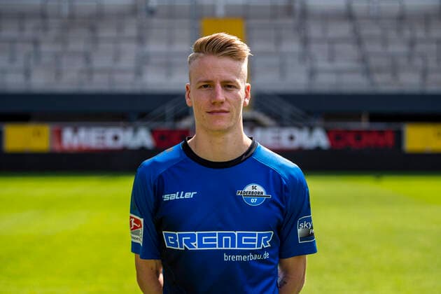 Chris Führich SC Paderborn 07 2 BL, portrait date 2021 2022 Copyright: xDavidxInderliedx