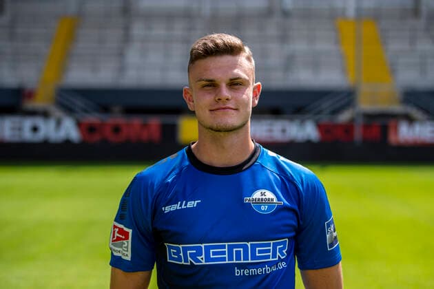 Fabrice Hartmann SC Paderborn 07 2 BL, portrait date 2021 2022 Copyright: xDavidxInderliedx