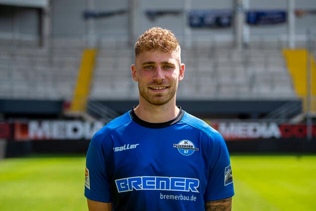 Felix Platte SC Paderborn 07 2 BL, portrait date 2021 2022 Copyright: xDavidxInderliedx