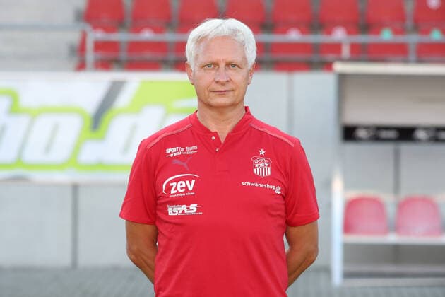Teampraesentation Zwickau 15 07 2021 Team doctor Dr med Bernhard Karich FSV Zwickau, 3 Liga, Porträttermin 2021 2022 , Zwickau, 15 07 2021, Stadium Zwickau, Football ,