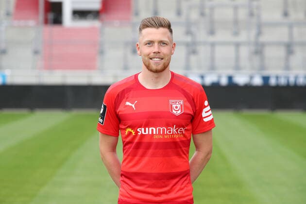 Teampraesentation Halle 15 07 2021 Fabian Menig 21, Halle Hallescher FC, 3 Liga, Porträttermin 2021 2022 , Halle, 15 07 2021, Leuna Chemie Stadion, Fussball ,