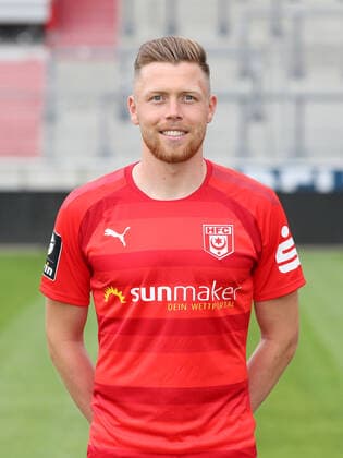 Teampraesentation Halle 15 07 2021 Fabian Menig 21, Halle Hallescher FC, 3 Liga, Porträttermin 2021 2022 , Halle, 15 07 2021, Leuna Chemie Stadion, Fussball ,