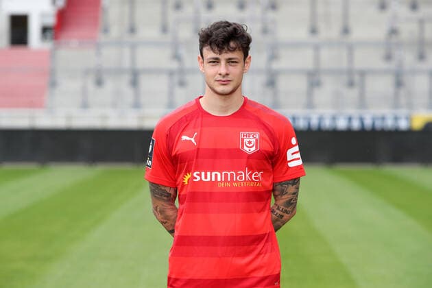 Teampraesentation Halle 15 07 2021 Aaron Herzog 23, Halle Hallescher FC, 3 Liga, Porträttermin 2021 2022 , Halle, 15 07 2021, Leuna Chemie Stadion, Fussball ,