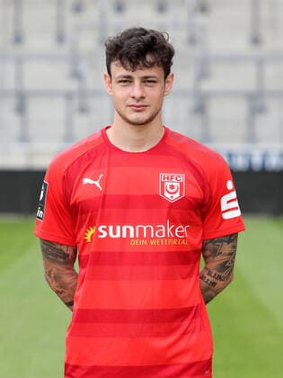 Teampraesentation Halle 15 07 2021 Aaron Herzog 23, Halle Hallescher FC, 3 Liga, Porträttermin 2021 2022 , Halle, 15 07 2021, Leuna Chemie Stadion, Fussball ,