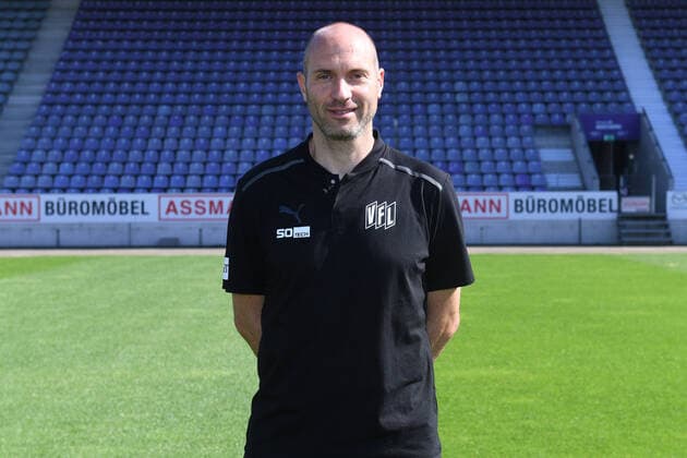Daniel Scherning coach head coach VfL Osnabrück 3 league, portrait date 2021 2022 xRx