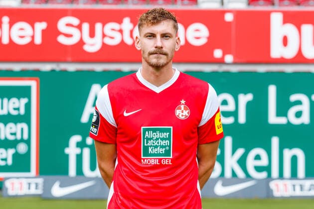 Kevin Kraus 1 FC Kaiserslautern , portrait appointment, 1 FC Kaiserslautern, Football, 3 Bundesliga, 15 07 2021 portrait appointment, 1 FC Kaiserslautern, Football, 3 Bundesliga, 15 07 2021 Kaiserslautern Copyright: xEibner-Pressefoto AlexanderxNeisx
