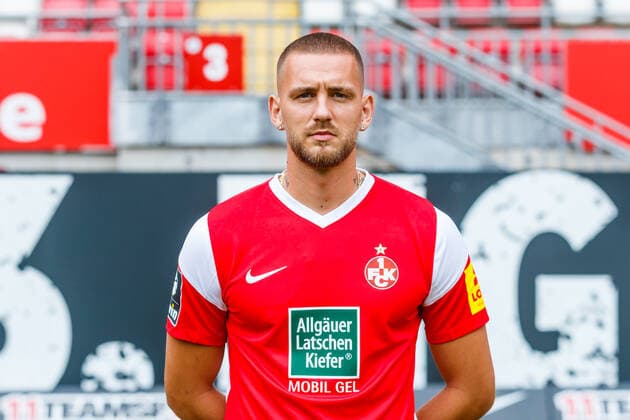 Rene Klingenburg 1 FC Kaiserslautern , portrait appointment, 1 FC Kaiserslautern, Football, 3 Bundesliga, 15 07 2021 portrait appointment, 1 FC Kaiserslautern, Football, 3 Bundesliga, 15 07 2021 Kaiserslautern Copyright: xEibner-Pressefoto AlexanderxNeisx