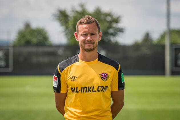 Chris Löwe Loewe SG Dynamo Dresden 2 BL, portrait date 2021 2022
