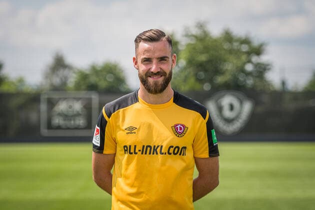 Morris Schröter Schroeter SG Dynamo Dresden 2 BL, portrait date 2021 2022