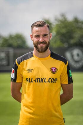 Morris Schröter Schroeter SG Dynamo Dresden 2 BL, portrait date 2021 2022