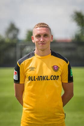 Luca Herrmann SG Dynamo Dresden 2 BL, portrait date 2021 2022