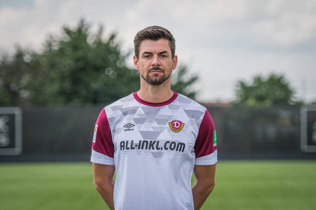 Goalkeeper Patrick Wiegers SG Dynamo Dresden 2 BL, portrait date 2021 2022