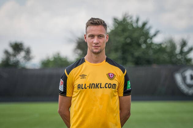 Tim Knipping SG Dynamo Dresden 2 BL, portrait date 2021 2022