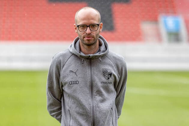 Christoph Kappel Co Trainer Analysis FCI FC Ingolstadt 04 2 BL, Porträttermin 2021 2022 2 Bundesliga FC Ingolstadt 04 season 2021 2022