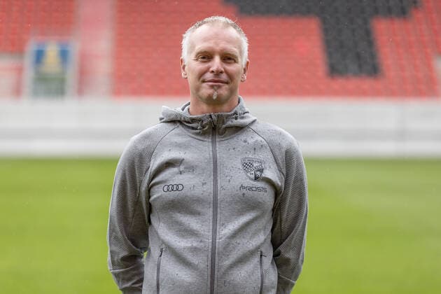 Dr med Michael Grubwinkler FC Ingolstadt 04 2 BL, Porträttermin 2021 2022 2 Bundesliga FC Ingolstadt 04 season 2021 2022