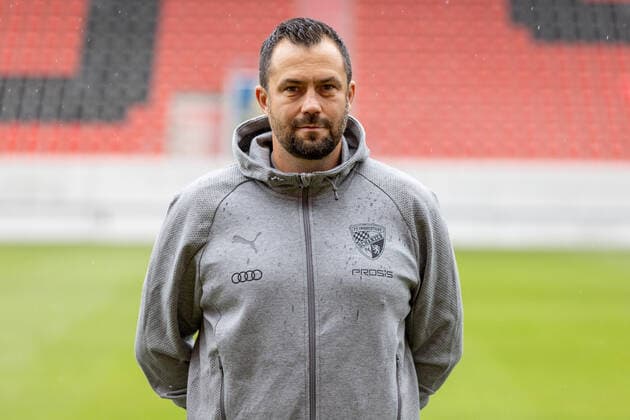 Physiotherapist Stephan Retzer FC Ingolstadt 04 2 BL, Porträttermin 2021 2022 2 Bundesliga FC Ingolstadt 04 season 2021 2022