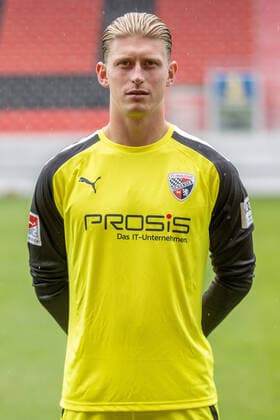Goalkeeper Robert Jendrusch 1, FCI FC Ingolstadt 04 2 BL, Porträttermin 2021 2022 2 Bundesliga FC Ingolstadt 04 season 2021 2022