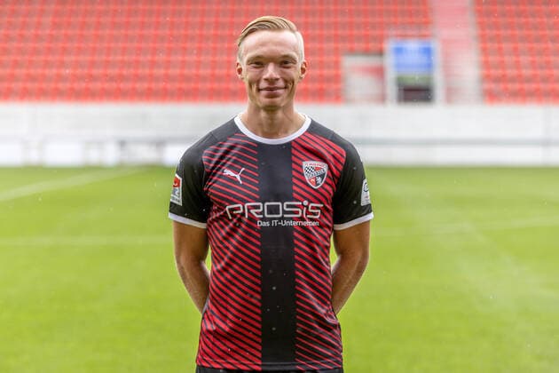 Ilmari Niskanen 22, FCI FC Ingolstadt 04 2 BL, Porträttermin 2021 2022 2 Bundesliga FC Ingolstadt 04 season 2021 2022