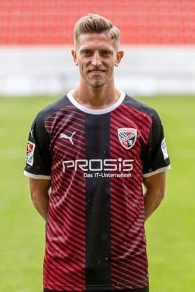 Jan Hendrik Marx 26, FCI FC Ingolstadt 04 2 BL, Porträttermin 2021 2022 2 Bundesliga FC Ingolstadt 04 season 2021 2022