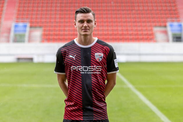 Thomas Keller 27, FCI FC Ingolstadt 04 2 BL, Porträttermin 2021 2022 2 Bundesliga FC Ingolstadt 04 season 2021 2022