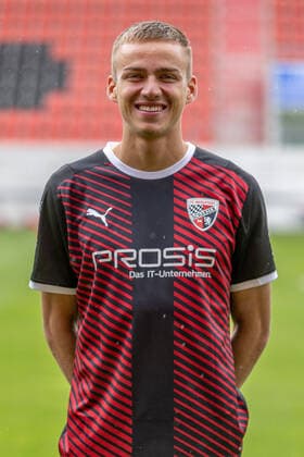 Filip Bilbija 35, FCI FC Ingolstadt 04 2 BL, Porträttermin 2021 2022 2 Bundesliga FC Ingolstadt 04 season 2021 2022