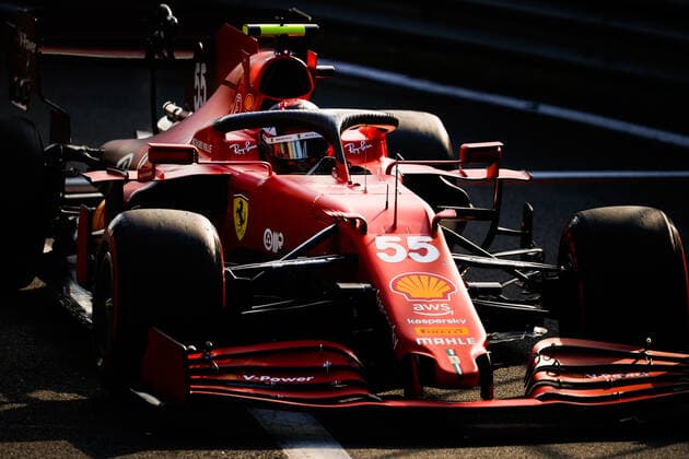 55 SAINZ Carlos (spa), Scuderia Ferrari SF21, action during the Formula 1 Pirelli British Grand Prix 2021, 10th round of the 2021 FIA Formula One World Championship, WM, Weltmeisterschaft from July 16 to 18, 2021 on the Silverstone Circuit, in Silverstone, United Kingdom - FORMULE 1 : Grand prix de Grande Bretagne - Essais - Silverstone - 16 07 2021 DPPI Panoramic  00121020__V2_0923