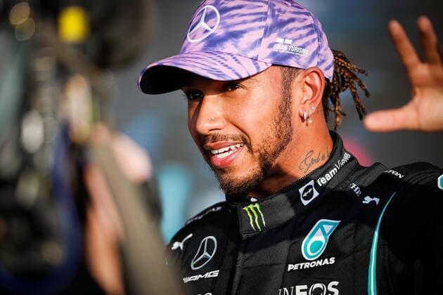 HAMILTON Lewis (gbr), Mercedes AMG F1 GP W12 E Performance, portrait during the Formula 1 Pirelli British Grand Prix 2021, 10th round of the 2021 FIA Formula One World Championship, WM, Weltmeisterschaft from July 16 to 18, 2021 on the Silverstone Circuit, in Silverstone, United Kingdom - FORMULE 1 : Grand prix de Grande Bretagne - Essais - Silverstone - 16 07 2021 DPPI Panoramic  00121020__V2_1911