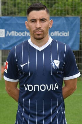 Danilo Soares VfL Bochum 1 BL, portrait date 2021 2022 Bochum North Rhine Westphalia Germany Team2