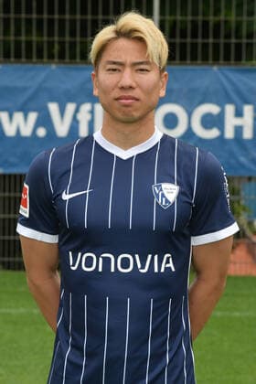 Takuma Asano VfL Bochum 1 BL, port date 2021 2022 Bochum North Rhine-Westphalia Germany Team2