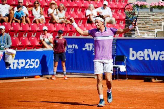 210717 Casper Ruud, Norway, cheers for victory during day 13 of the Nordea Open on July 17, 2021 in Bastad,  Copyright: MATHILDAxAHLBERG BB210717BB409