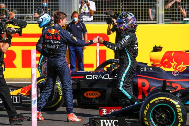 33 Max Verstappen NED, Red Bull Racing , 44 Lewis Hamilton GBR, Mercedes AMG Petronas F1 Team , F1 Grand Prix of Great Britain at Silverstone Circuit on July 17, 2021 in Silverstone, United Kingdom Photo by HOCH ZWEI Silverstone United Kingdom