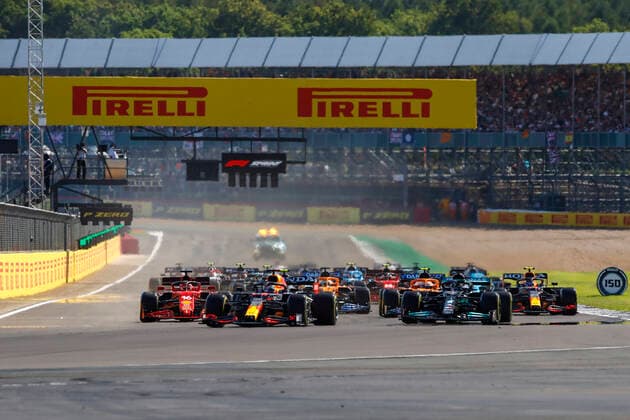 Start, Sprint Qualifying, 33 Max Verstappen NED, Red Bull Racing , 44 Lewis Hamilton GBR, Mercedes AMG Petronas F1 Team , 77 Valtteri Bottas FIN, Mercedes AMG Petronas F1 Team , 16 Charles Leclerc MON, Scuderia Ferrari Mission Winnow , F1 Grand Prix of Great Britain at Silverstone Circuit on July 17, 2021 in Silverstone, United Kingdom Photo by HOCH ZWEI Silverstone United Kingdom
