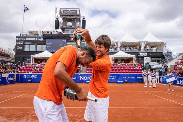 210718 Sander Arends, Netherlands, and David Pel, Netherlands, rejoice after winning the doubles final on day 14 of the Nordea Open on 18 July 2021 in Bastad,  Copyright: MATHILDAxAHLBERG BB210718BB346