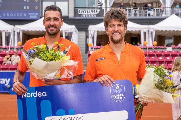 210718 Sander Arends, Netherlands, and David Pel, Netherlands, rejoice after winning the doubles final on day 14 of the Nordea Open on 18 July 2021 in Bastad,  Copyright: MATHILDAxAHLBERG BB210718BB350