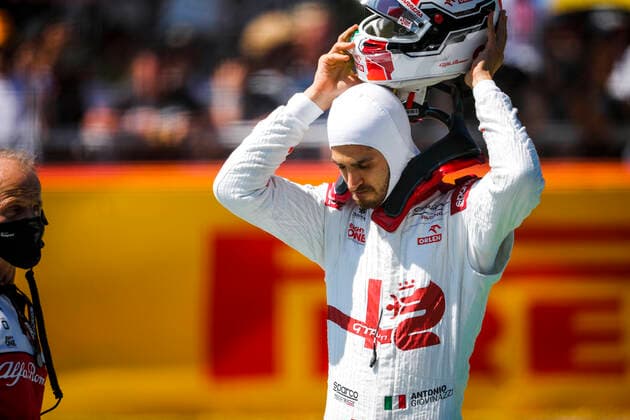 GIOVINAZZI Antonio (ita), Alfa Romeo Racing ORLEN C41, portrait during the Formula 1 Pirelli British Grand Prix 2021, 10th round of the 2021 FIA Formula One World Championship, WM, Weltmeisterschaft from July 16 to 18, 2021 on the Silverstone Circuit, in Silverstone, United Kingdom - FORMULE 1 : Grand prix de Grande Bretagne - Course - Silverstone - 18 07 2021 DPPI PANORAMIC  _V2_4145