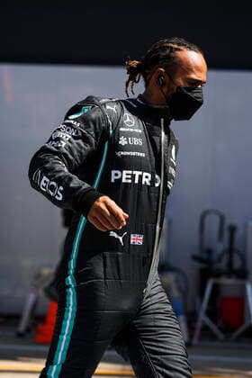 HAMILTON Lewis (gbr), Mercedes AMG F1 GP W12 E Performance, portrait during the Formula 1 Pirelli British Grand Prix 2021, 10th round of the 2021 FIA Formula One World Championship, WM, Weltmeisterschaft from July 16 to 18, 2021 on the Silverstone Circuit, in Silverstone, United Kingdom - FORMULE 1 : Grand prix de Grande Bretagne - Course - Silverstone - 18 07 2021 DPPI PANORAMIC  AV6_3972
